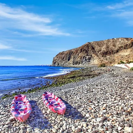 Dream Holidays, Wonderful Ocean View, Fast Wi-fi Apartament