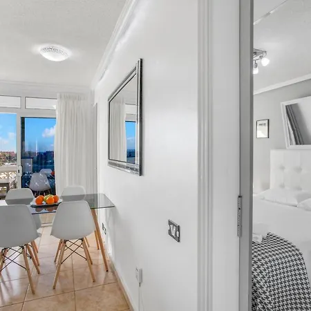 Dream Holidays, Wonderful Ocean View, Fast Wi-fi Apartment Palm-mar